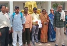 Secretary accused of extortion