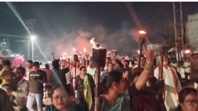 Torch Rally: लिंगयाडीह बचाओ आंदोलन के 100 दिन पूरे, इंसाफ की मांग को लेकर निकली विशाल मशाल रैली 3 Torch Rally