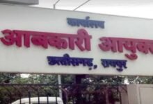 आबकारी विभाग में ठेके को लेकर विवाद: नियमों के विरुद्ध मैनपॉवर सप्लाई, आयुक्त से शिकायत 20 image 2026 03 29T104816.163