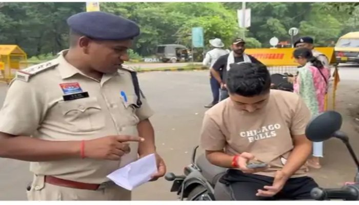 दुर्ग में बिना हेलमेट चलाने पर 24 पुलिसकर्मियों के कटे चालान, ITMS से निगरानी तेज 1 BeFunky photo 9