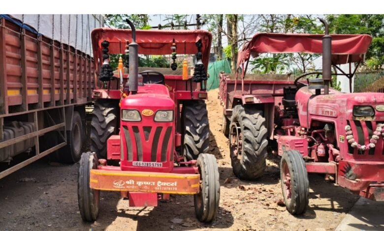 Death of a Minor: रतनपुर में ट्रॉली पलटने से नाबालिग की मौत, माफियाओं के हौसले बुलंद 1 Death of a Minor