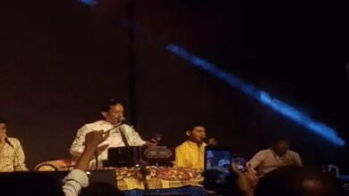 हनुमान जन्मोत्सव में भजन संध्या का आयोजन, सुधीर व्यास के भजनों पर झूमे श्रद्धालु 4 image 6 1