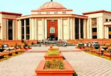 सड़क निर्माण में देरी पर हाईकोर्ट सख्त, कहा- प्रक्रिया के नाम पर जनता को परेशान नहीं किया जा सकता 21 untitled 1776288905