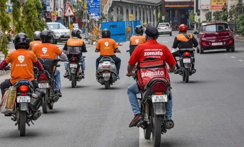 पेट्रोल-डीजल महंगा होने के खिलाफ गिग वर्कर्स की हड़ताल, आज दोपहर 12 से 5 बजे तक बंद रहेंगी ऐप सेवाएं 1 IMG 3052