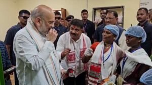 बस्तर के नेतानार पहुंचे अमित शाह, जन सुविधा केंद्र का किया उद्घाटन 2 IMG 3094
