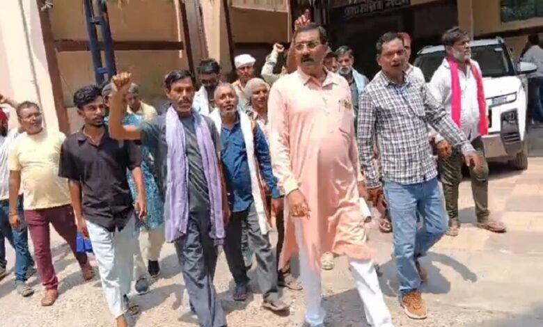 Villagers' Uprising