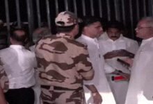 कांग्रेस का चुनाव आयोग के खिलाफ प्रदर्शन तेज: मीनाक्षी नटराजन का नामांकन रद्द होने पर धरने पर बैठे भूपेश बघेल 21 image 1 2
