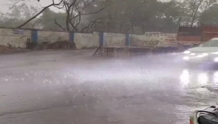 छत्तीसगढ़ में मौसम का बदला मिजाज, पांच दिन तक आंधी-बारिश का अलर्ट; दंतेवाड़ा में आकाशीय बिजली से महिला की मौत 1 मौसम