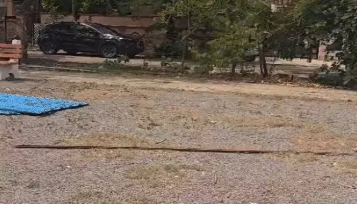 रायपुर के पार्क की जमीन पर निर्माण को लेकर विवाद: रहवासियों ने लगाया अतिक्रमण का आरोप, जांच के निर्देश 1 रायपुर