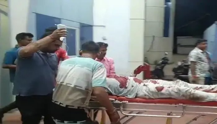 भिलाई में नाश्ता दुकान संचालक पर जानलेवा हमला: पुरानी रंजिश में पेट और सीने पर किए चाकू से वार, हालत गंभीर 1 संचालक