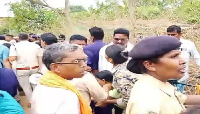 राजस्व टीम से धक्का-मुक्की, अतिक्रमण हटाने की कार्रवाई के दौरान बवाल 1 राजस्व