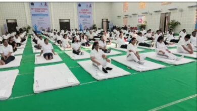 अंतर्राष्ट्रीय योग दिवस : एसईसीएल वसंत विहार में मनाया गया अंतर्राष्ट्रीय योग दिवस, सीएमडी हरीश दुहान की उपस्थिति में अधिकारियों-कर्मचारियों ने किया योगाभ्यास 2 अंतर्राष्ट्रीय योग दिवस