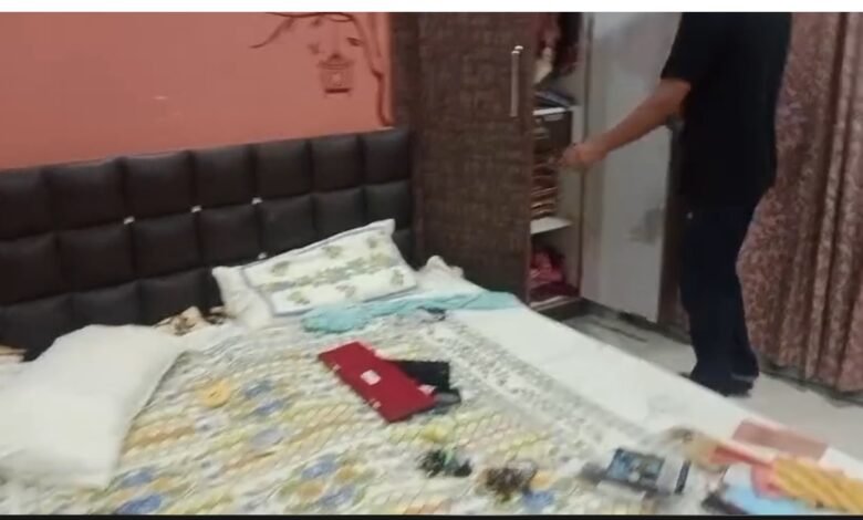 चोरी: विद्या नगर के पूजा अपार्टमेंट में बड़ी चोरी,14 तोला सोना गायब, घरेलू काम करने वाली पर शक 1 चोरी