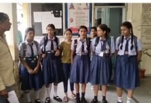 छात्राओं का आरोप
