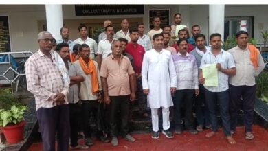 जनदर्शन: नाला पाटने से डूबे किसानों के खेत, कलेक्टर जनदर्शन में ग्रामीणों ने लगाई गुहार 2 जनदर्शन