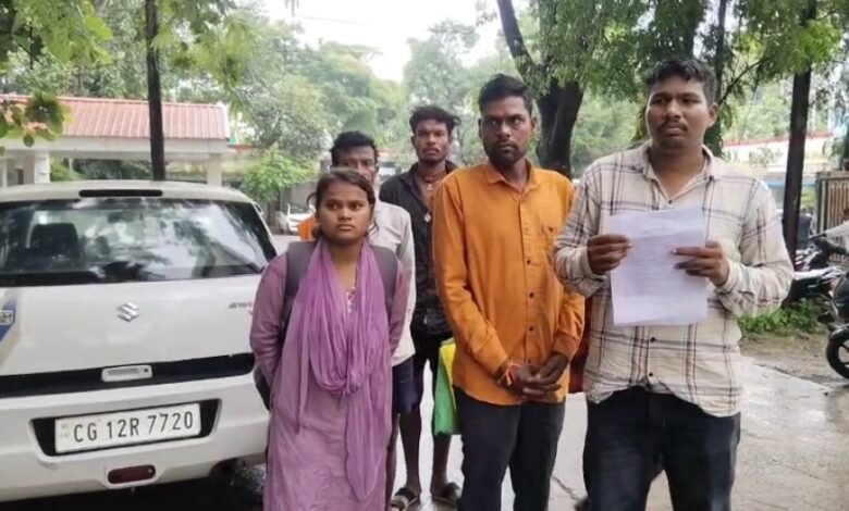 नाबालिग लड़कियां लापता