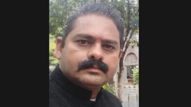 लेखा परीक्षक निलंबित: युक्तियुक्तकरण और पदोन्नति में गड़बड़ी की शिकायत पर शिक्षा विभाग की कार्रवाई, कनिष्ठ लेखा परीक्षक सुनील यादव निलंबित 2 लेखा परीक्षक निलंबित